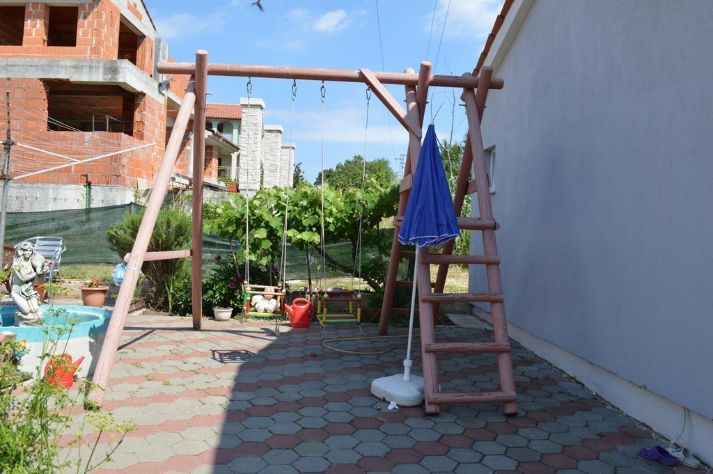 Apartment Ruzica Pula Extérieur photo